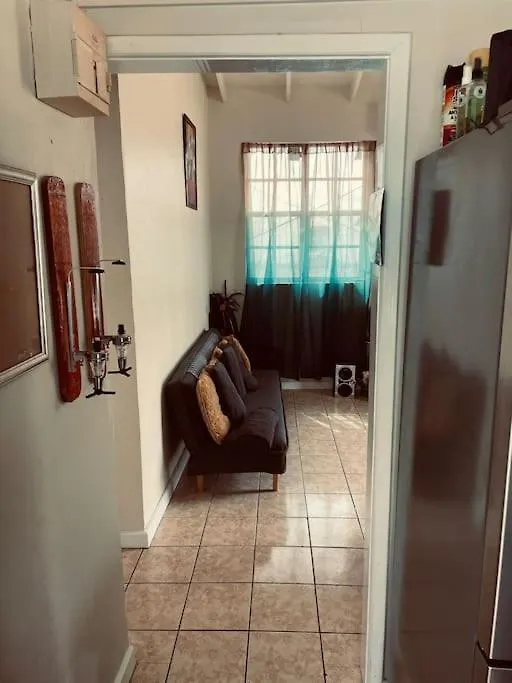 Shabbehs Inn Roseau Dominica